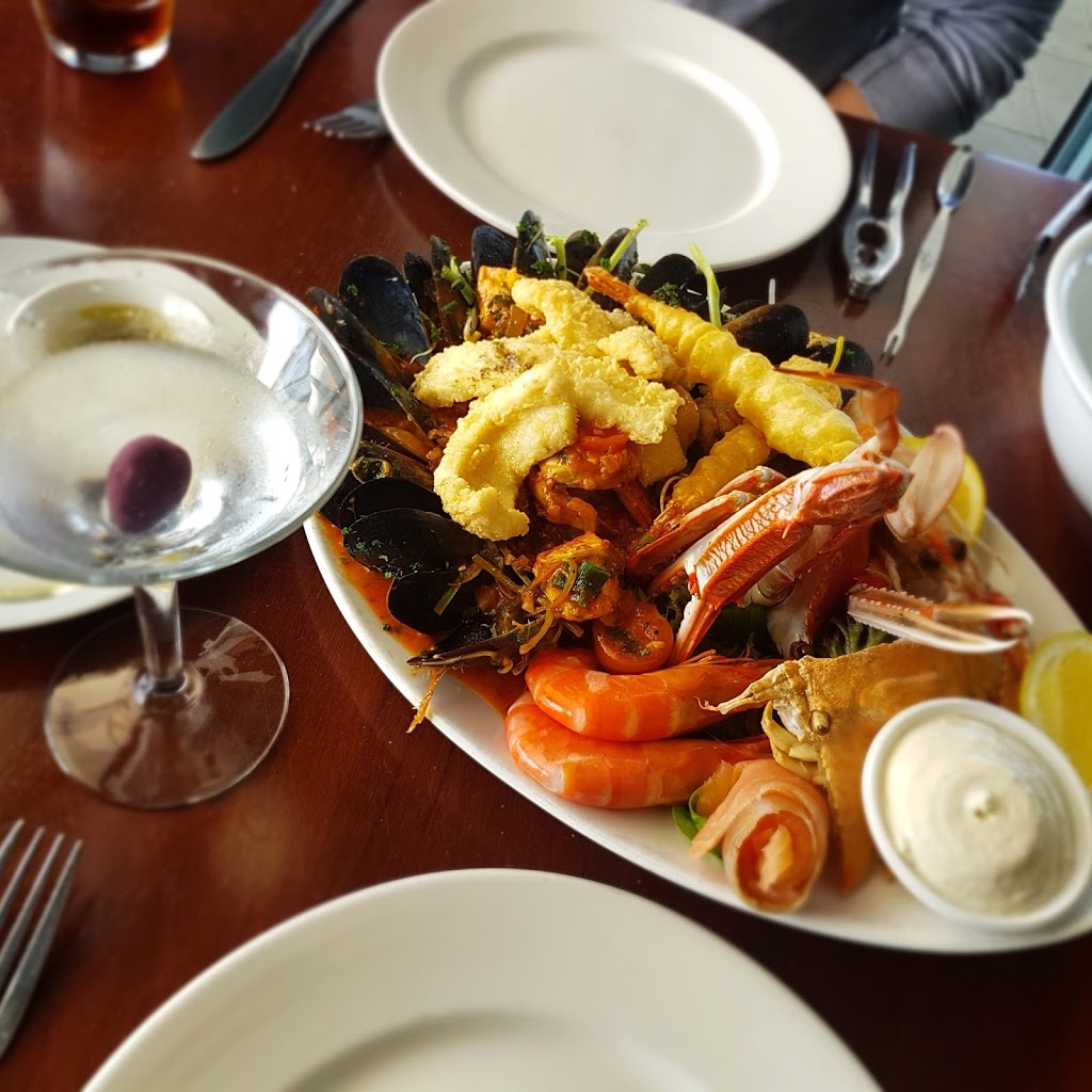 Pelicans Landing | restaurant | 1 Syme St, Williamstown VIC 3016, Australia | 0393970155 OR +61 3 9397 0155