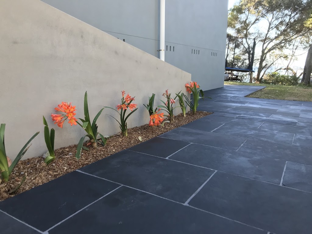 Vivid Scapes | general contractor | Capricorn Ave, Narrawallee NSW 2539, Australia | 0415872434 OR +61 415 872 434