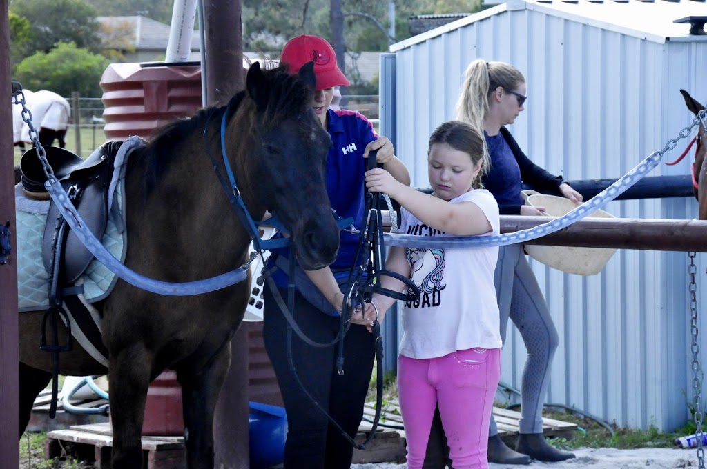 RIDEZ Equestrian |  | 554 Beenleigh Redland Bay Rd, Carbrook QLD 4130, Australia | 0449601899 OR +61 449 601 899