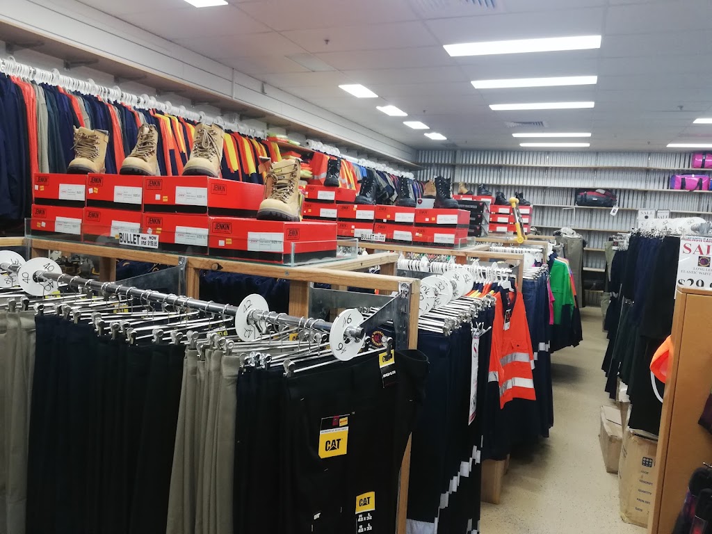 Menswear Direct | 144 Egerton St, Emerald QLD 4720, Australia | Phone: (07) 4982 4694
