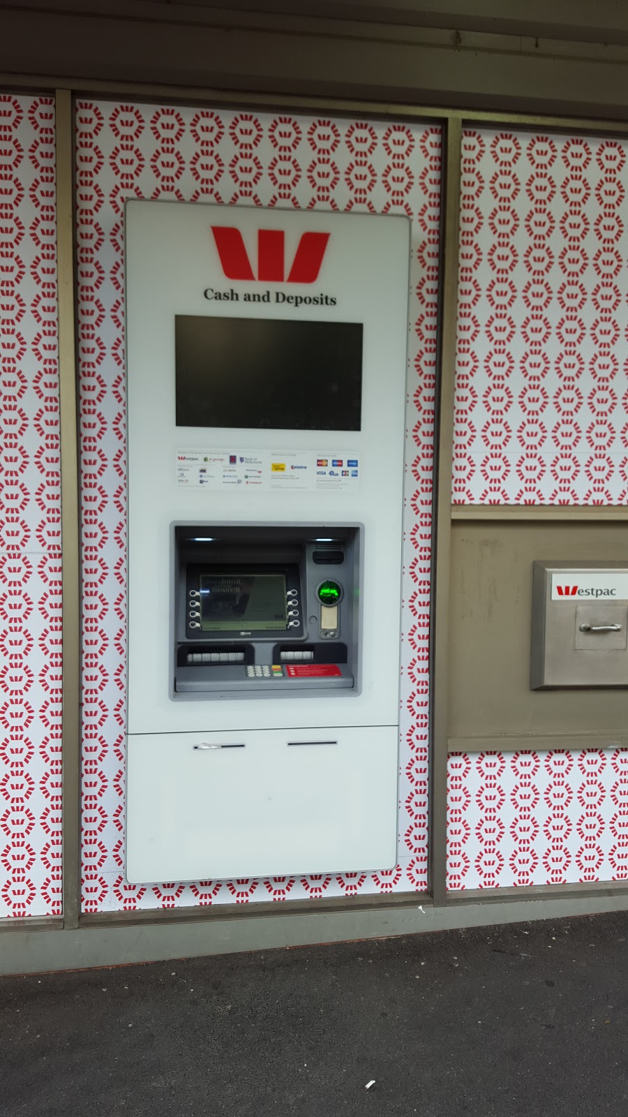 Westpac Branch/ATM | bank | 11/33 Mahoneys Rd, Forest Hill VIC 3131, Australia | 0388734066 OR +61 3 8873 4066