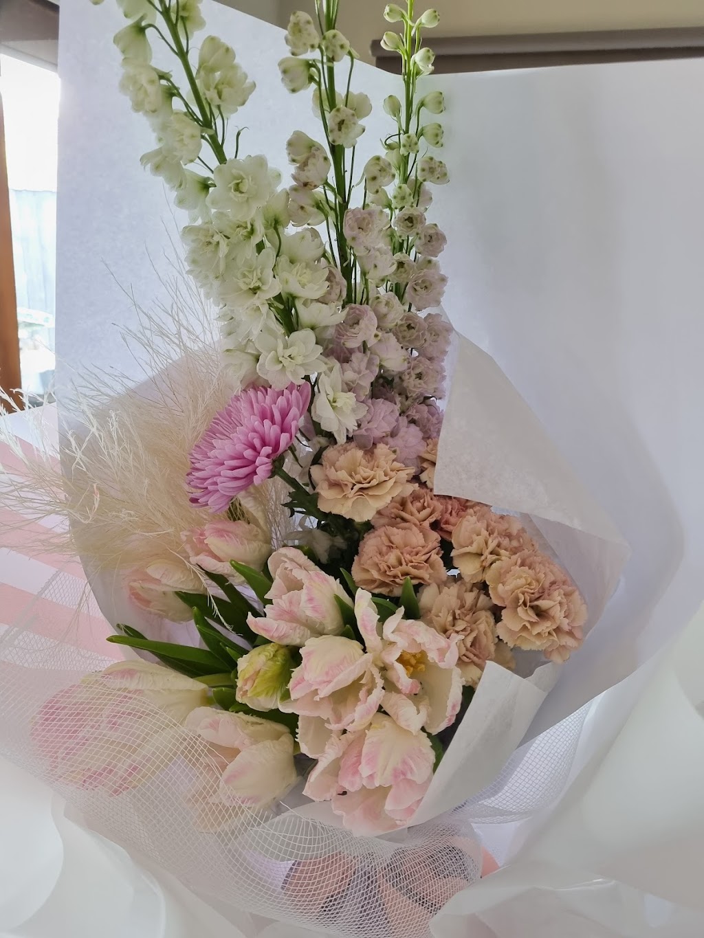 Leda Lee Bespoke Flowers based in Heathmont | 21 Skyline Pl, Heathmont VIC 3135, Australia | Phone: 0478 144 770