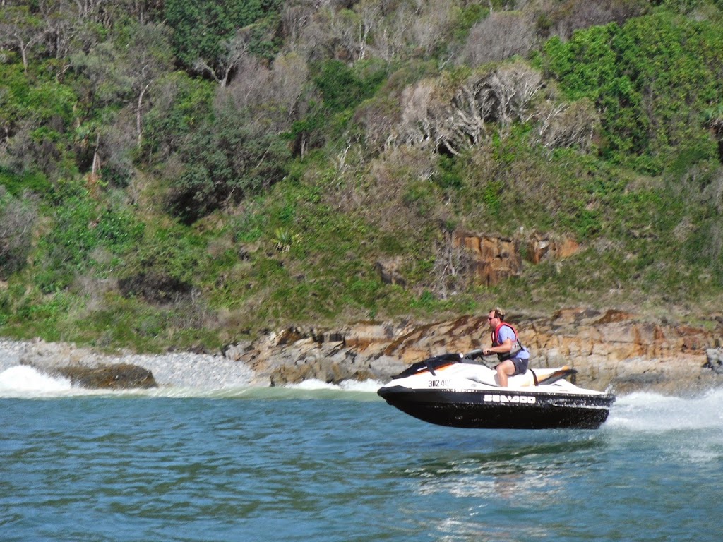 T BOAT AND NOOSA RIVER JET SKI HIRE | 2/290 Gympie Terrace, Noosaville QLD 4566, Australia | Phone: (07) 5449 7182