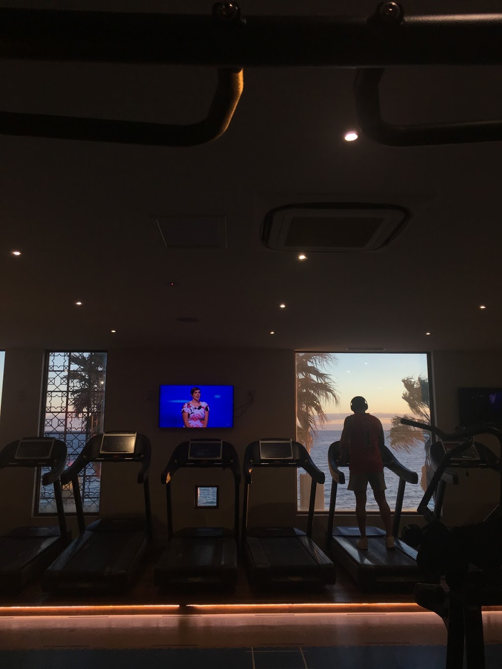 South Pacific Health Club St Kilda | 10/18 Jacka Blvd, St Kilda VIC 3182, Australia | Phone: (03) 9525 4888