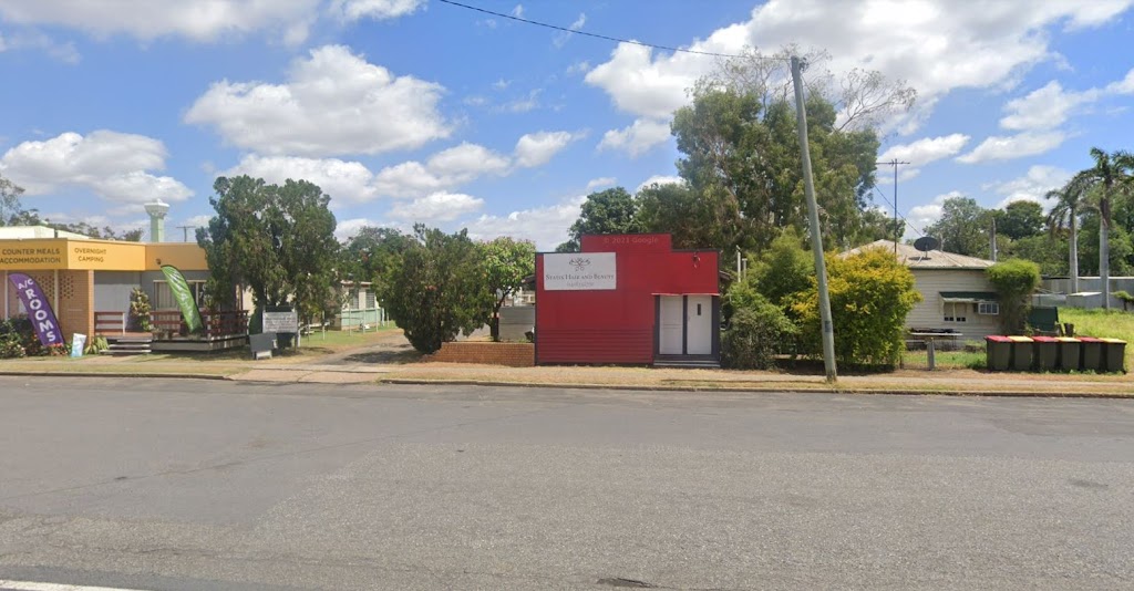 Greyhound Bus Stop Bluff |  | 36 Main St, Bluff QLD 4702, Australia | 1300473946 OR +61 1300 473 946