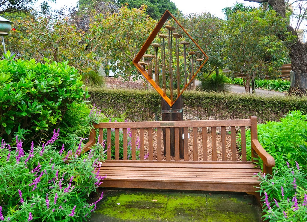 Lion Gate Lodge | Mrs Macquaries Rd, Sydney NSW 2000, Australia | Phone: (02) 9231 8111