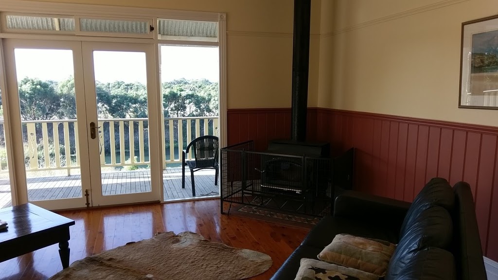 Hopkins River Homestead | 104 Tooram Rd, Allansford VIC 3277, Australia | Phone: 0411 642 857