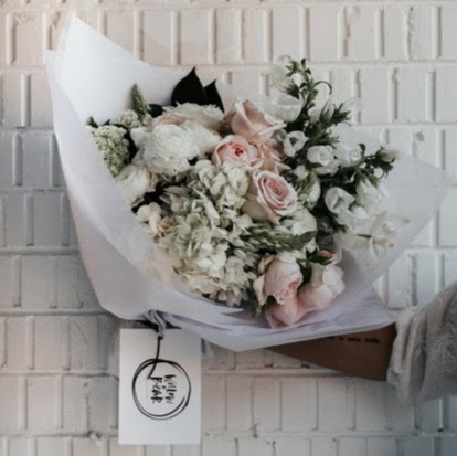 Willow and Bear | florist | Robin Pl, Caringbah South NSW 2229, Australia | 0414654263 OR +61 414 654 263