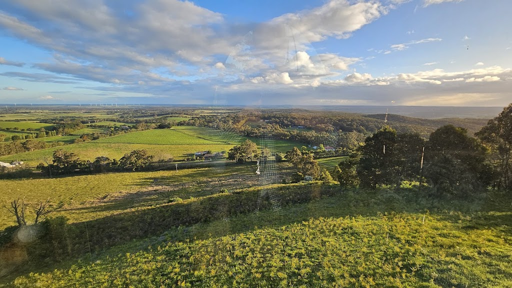 The Sky Barrel | 25 Lapilli La, Buninyong VIC 3357, Australia | Phone: (03) 5312 2772
