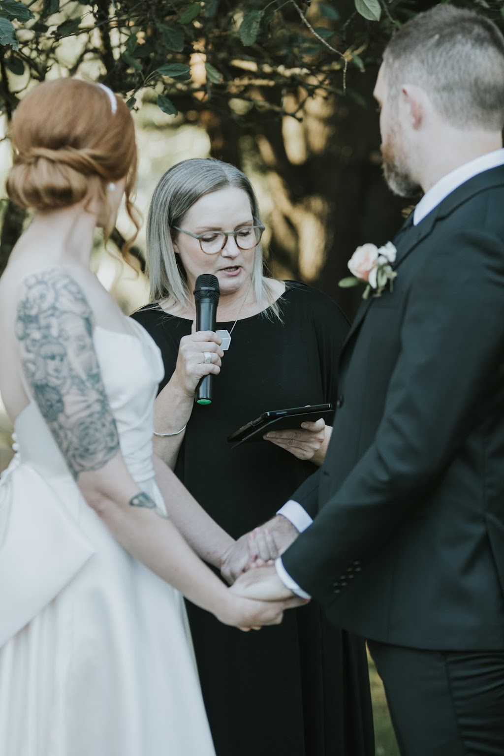 Heidi Kay - Simply Ceremonies by Heidi - Celebrant | 14 Corinella Rd, Woodend VIC 3442, Australia | Phone: 0421 996 691