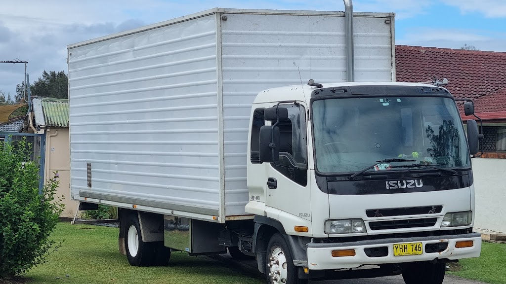 Moving forward removals | 1 South St, Urunga NSW 2455, Australia | Phone: 0412 702 133