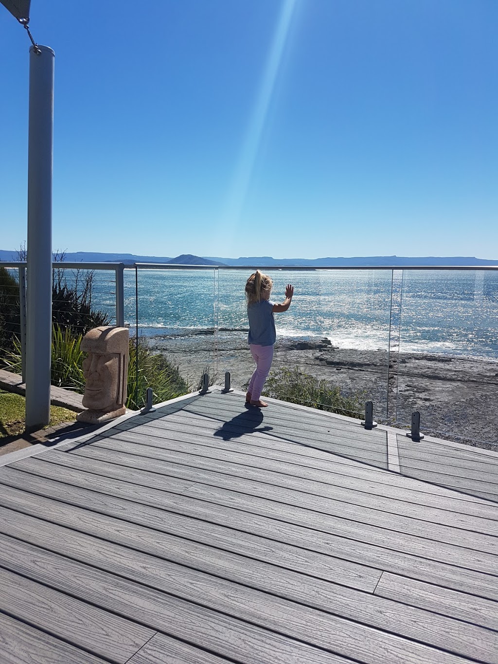 Rainbows End Waterfront Rental. | 260 Penguins Head Rd, Culburra Beach NSW 2540, Australia