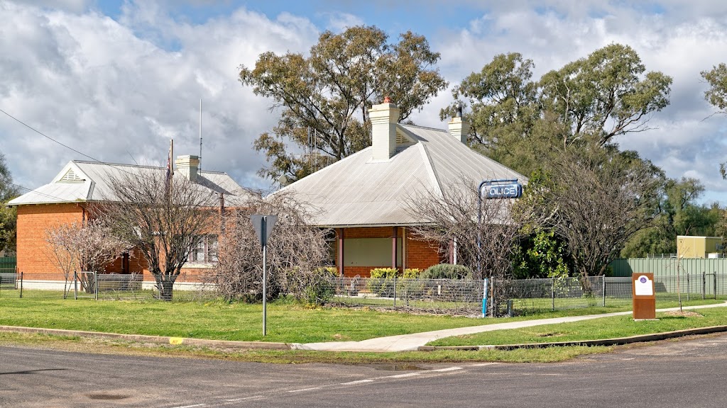 Gooloogong Police Station | 18/20 Forbes St, Gooloogong NSW 2805, Australia | Phone: (02) 6342 7530