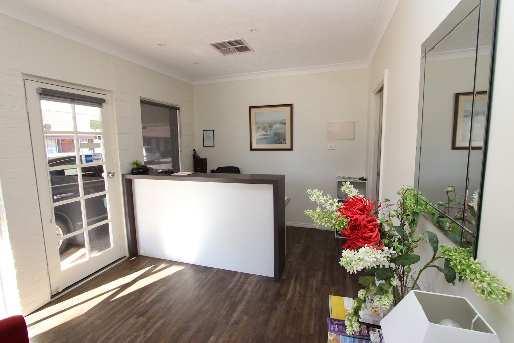 Mildura Riverview Motel | 72-74 Adelaide St, Gol Gol NSW 2739, Australia | Phone: (03) 5024 8778