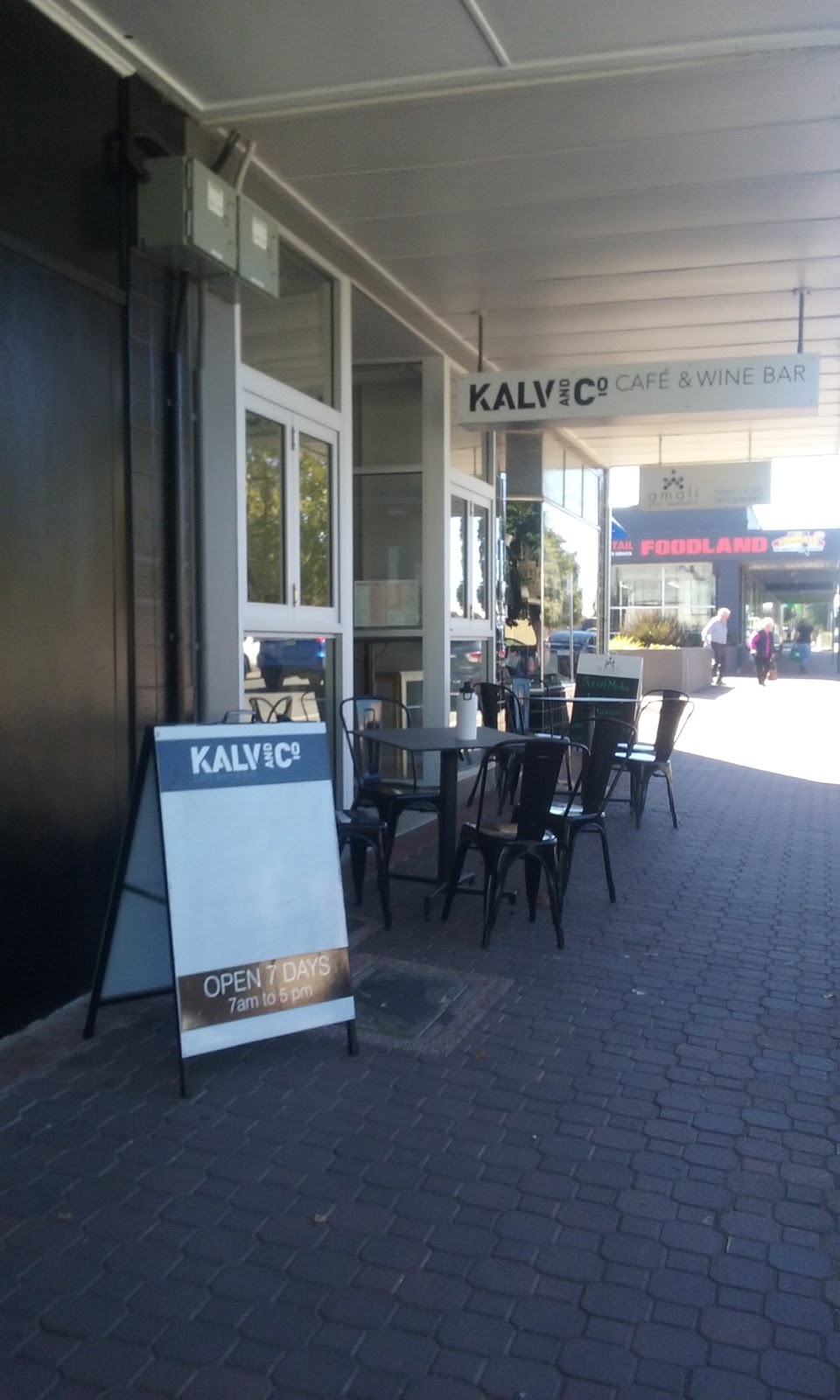 Kalv & Co. Cafe and Wine Bar | cafe | 47 Ormerod St, Naracoorte SA 5271, Australia | 0887624356 OR +61 8 8762 4356