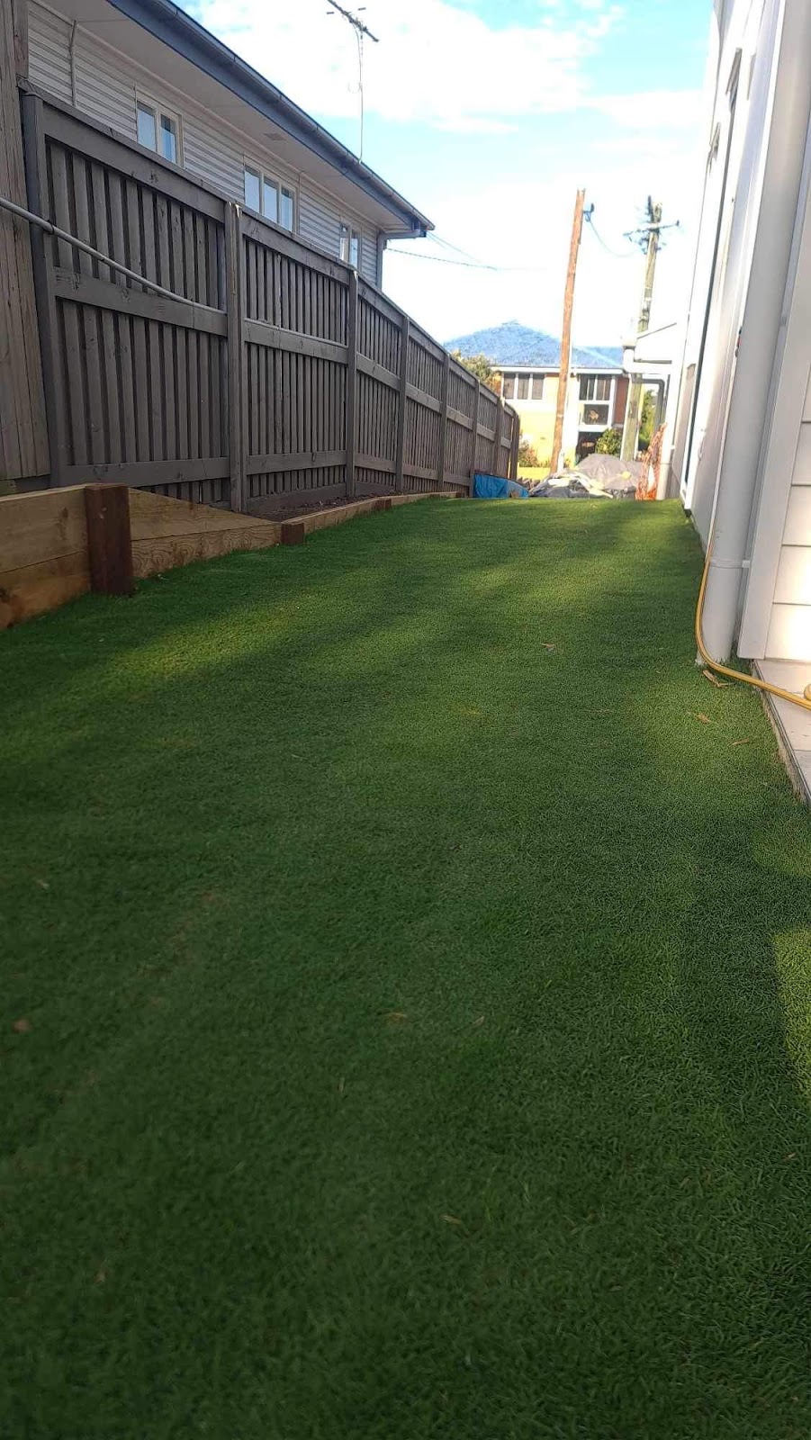Falcomer Landscapes | 4/17 Kenworth Pl, Brendale QLD 4500, Australia | Phone: 0402 009 667