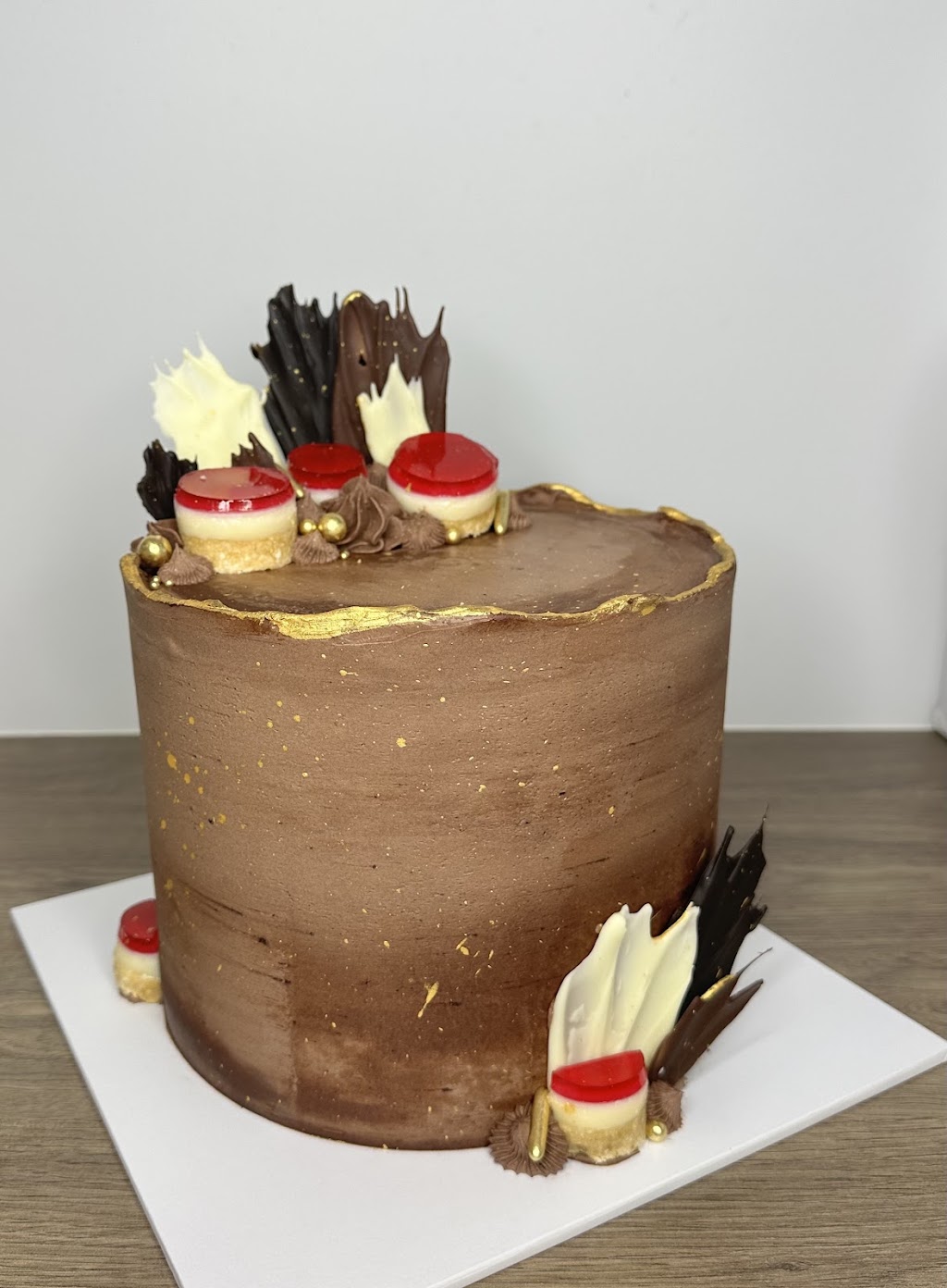 KJ Miracle Treats | 26 Coulthards Rd, Calrossie VIC 3971, Australia | Phone: 0400 775 300