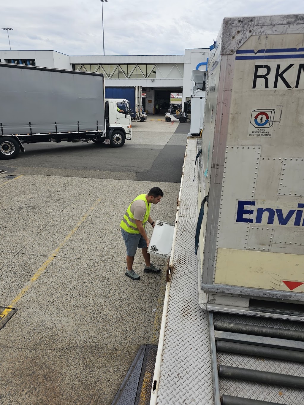 ZJD TRANSPORT | 260 Captain Cook Dr, Kurnell NSW 2231, Australia | Phone: 0478 522 016