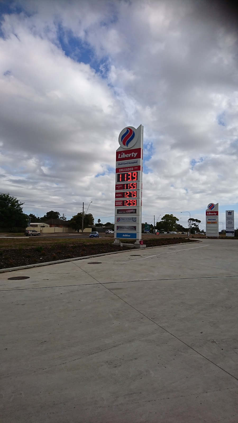 Liberty Fuel Old Noarlunga | gas station | Old Noarlunga SA 5168, Australia
