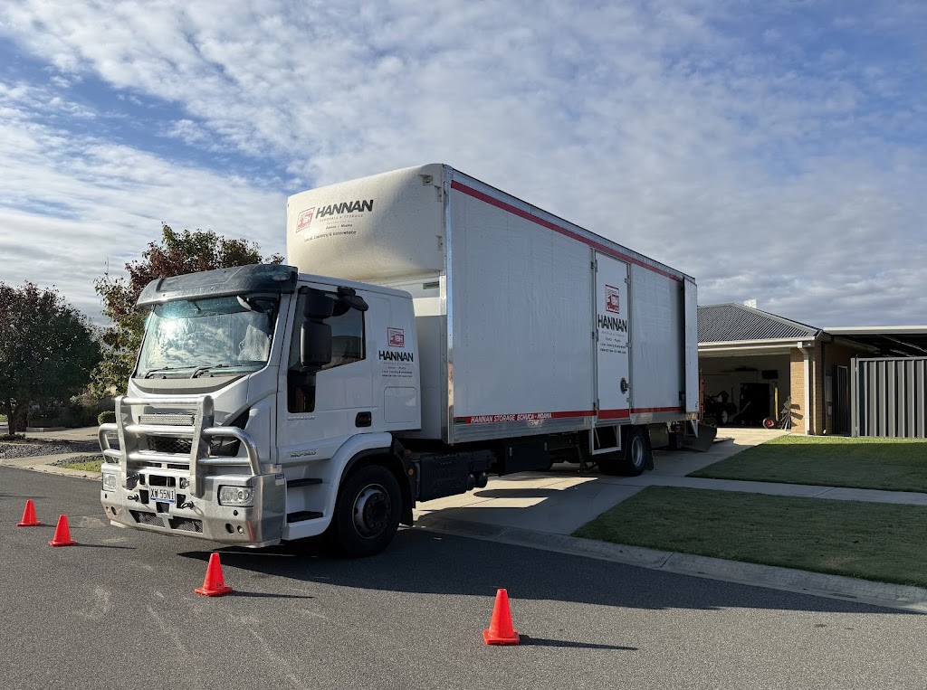 Hannan Removals | 20 Gove Dr, Moama NSW 2731, Australia | Phone: (03) 5482 3528