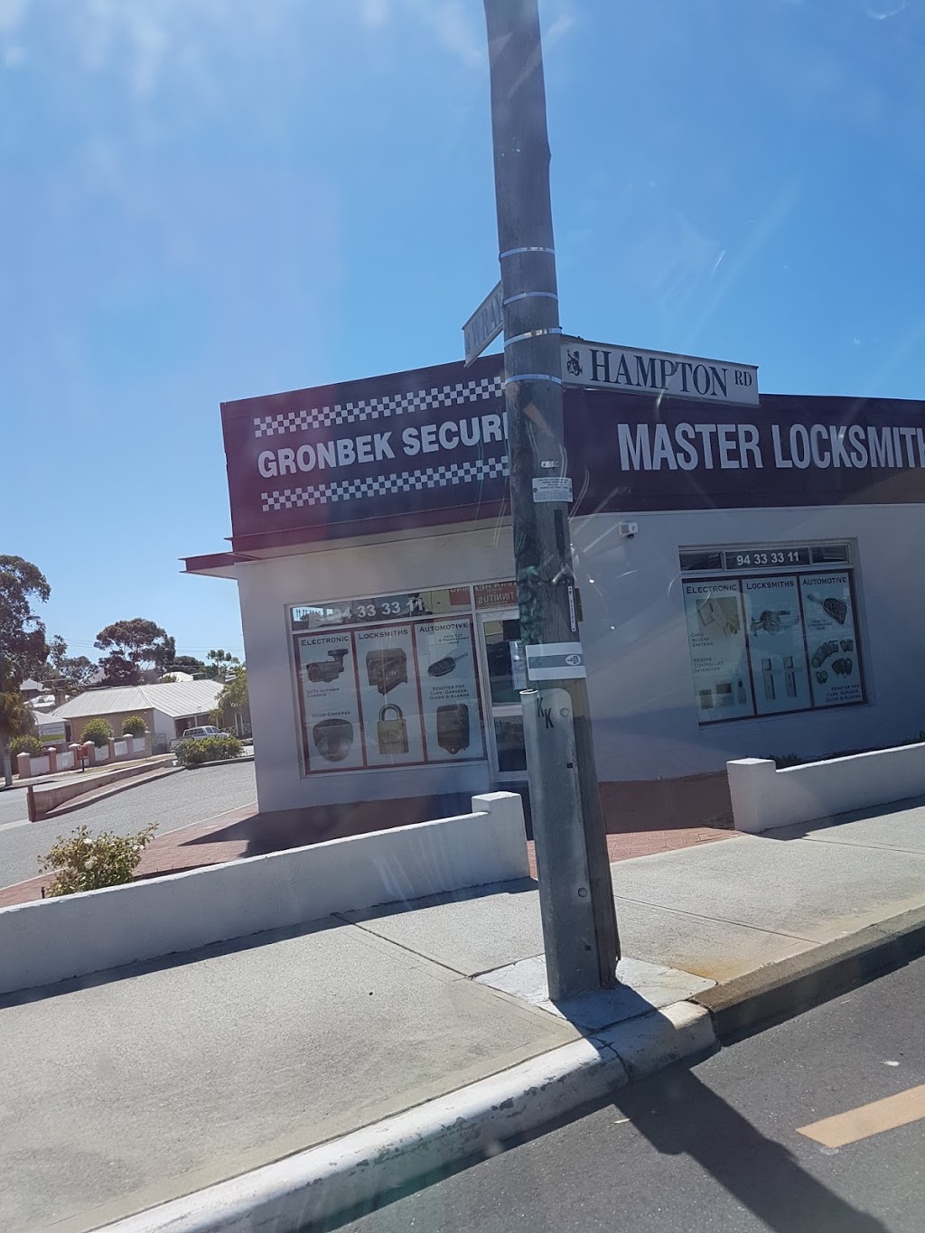 Gronbek Security & Master Locksmith Perth | locksmith | 89 Hampton Rd, Fremantle WA 6160, Australia | 0894333311 OR +61 8 9433 3311