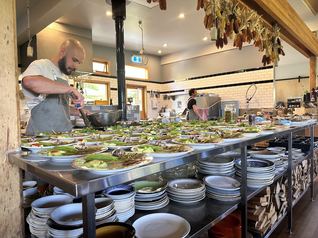 Fat Pig Farm | 80 Dillons Hill Rd, Glaziers Bay TAS 7109, Australia | Phone: 0415 168 285