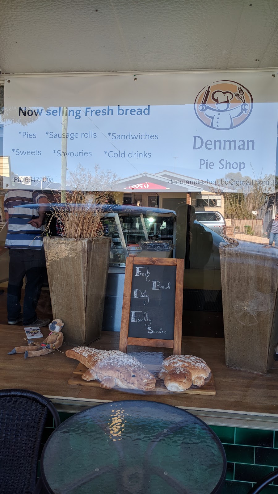Denman Pie Shop | bakery | 28 Ogilvie St, Denman NSW 2328, Australia | 0265472008 OR +61 2 6547 2008