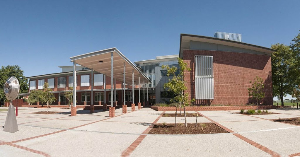 Ballarat Grammar | school | 201 Forest St, Wendouree VIC 3355, Australia | 0353380700 OR +61 3 5338 0700
