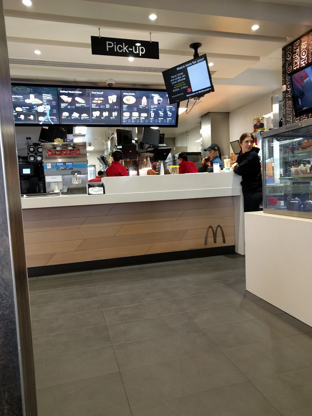 McDonalds New Norfolk | Cnr Burnett &, George St, New Norfolk TAS 7140, Australia | Phone: (03) 6261 1887
