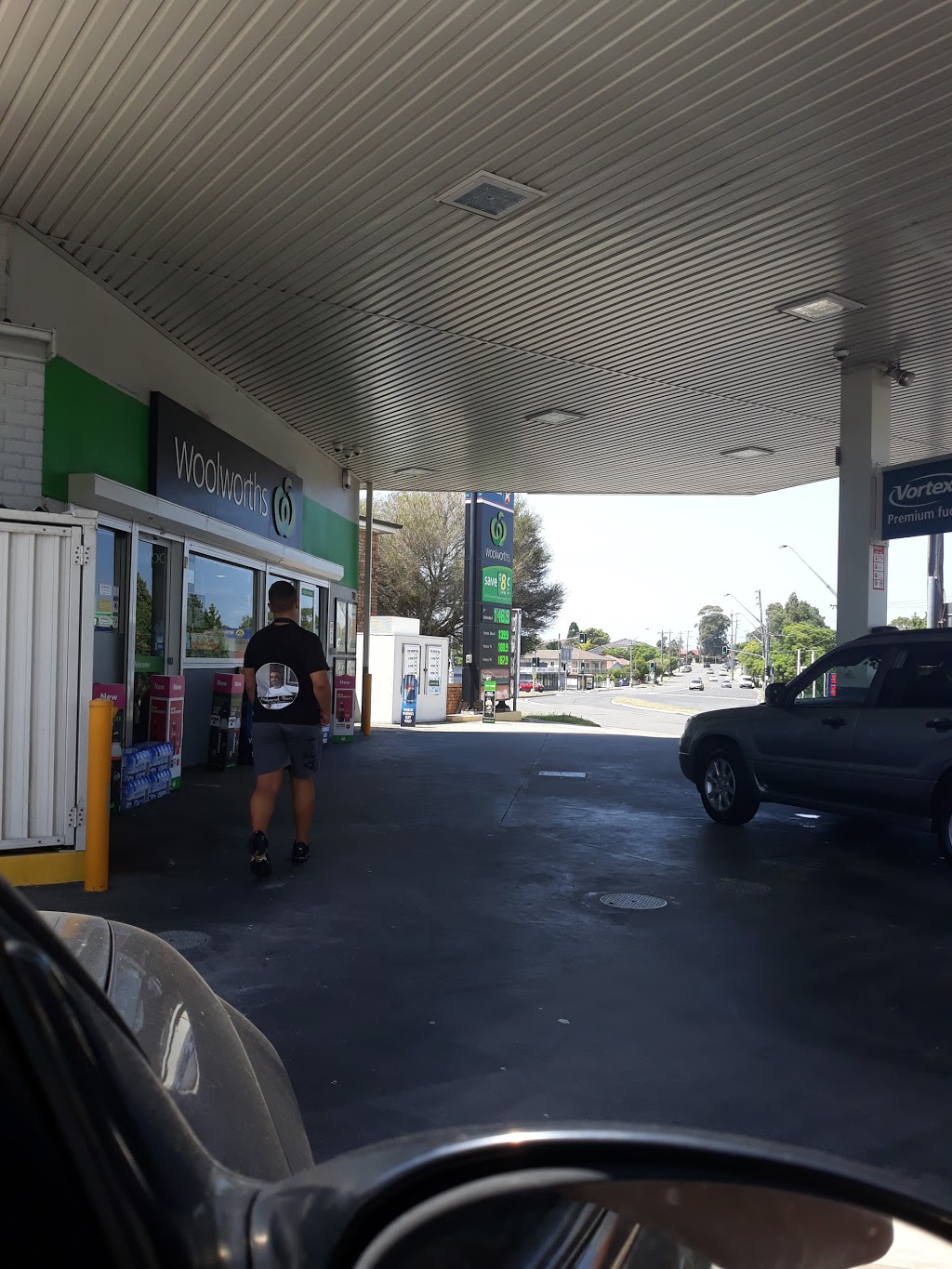 Caltex Woolworths | gas station | 742 Forest Rd, Peakhurst NSW 2210, Australia | 0295347407 OR +61 2 9534 7407
