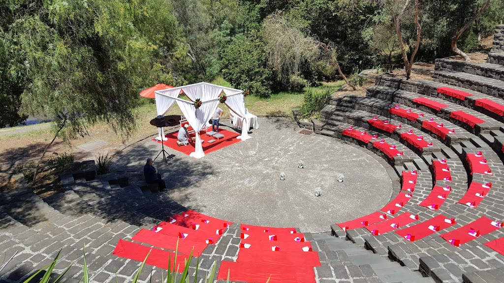 Fairfield Amphitheatre | Fairfield Park Dr, Fairfield VIC 3078, Australia | Phone: (03) 9205 5555