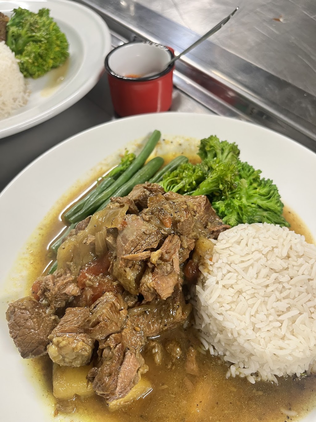 On The Green Crows Nest | 1 Golf Crse La, Crows Nest QLD 4355, Australia | Phone: 0408 301 982