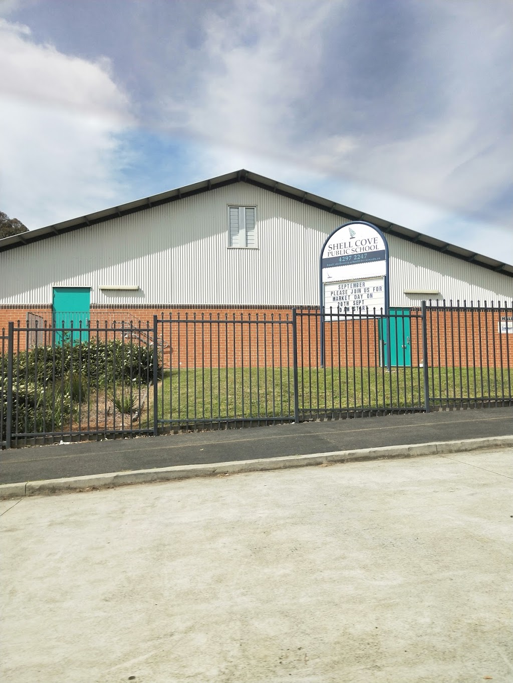 Shell Cove Public School | school | Killalea Dr & Stradbroke Ave, Shell Cove NSW 2529, Australia | 0242972247 OR +61 2 4297 2247