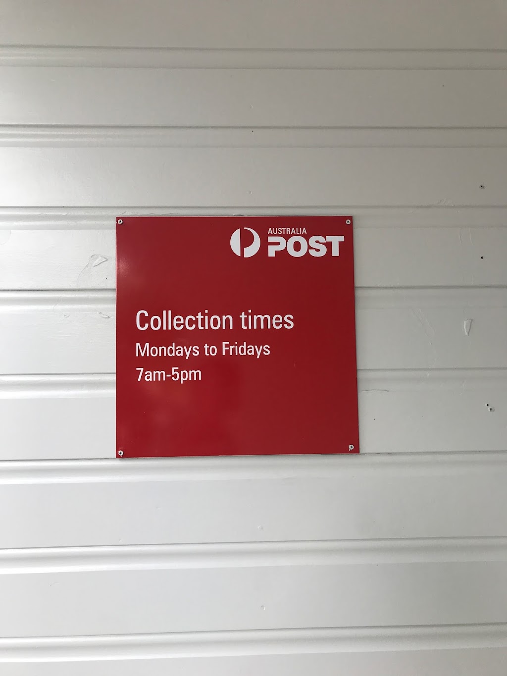 Australia Post - Cairns Business Centre | post office | 171-185 Mccoombe St, Bungalow QLD 4870, Australia | 131318 OR +61 131318