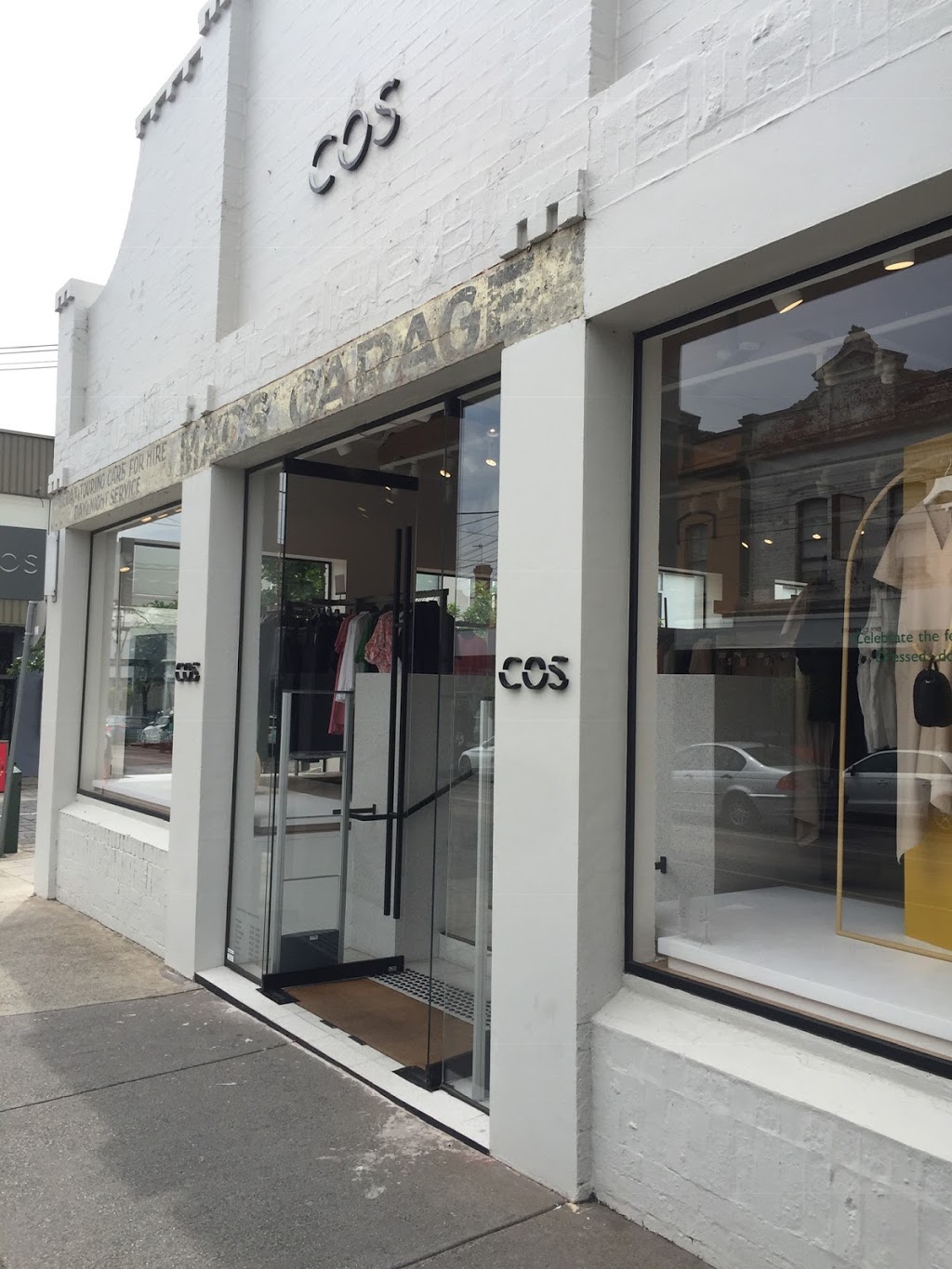 COS | clothing store | 1055 High St, Armadale VIC 3143, Australia | 0391948690 OR +61 3 9194 8690