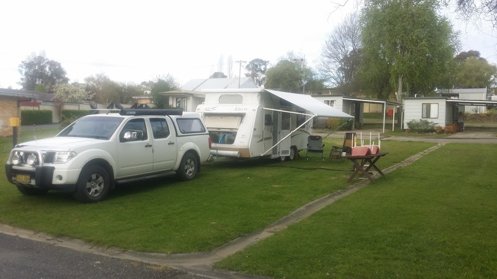 Poplar Caravan Park & Harrys Snack Shack | rv park | 15 Church St, Glen Innes NSW 2370, Australia | 0267321514 OR +61 2 6732 1514