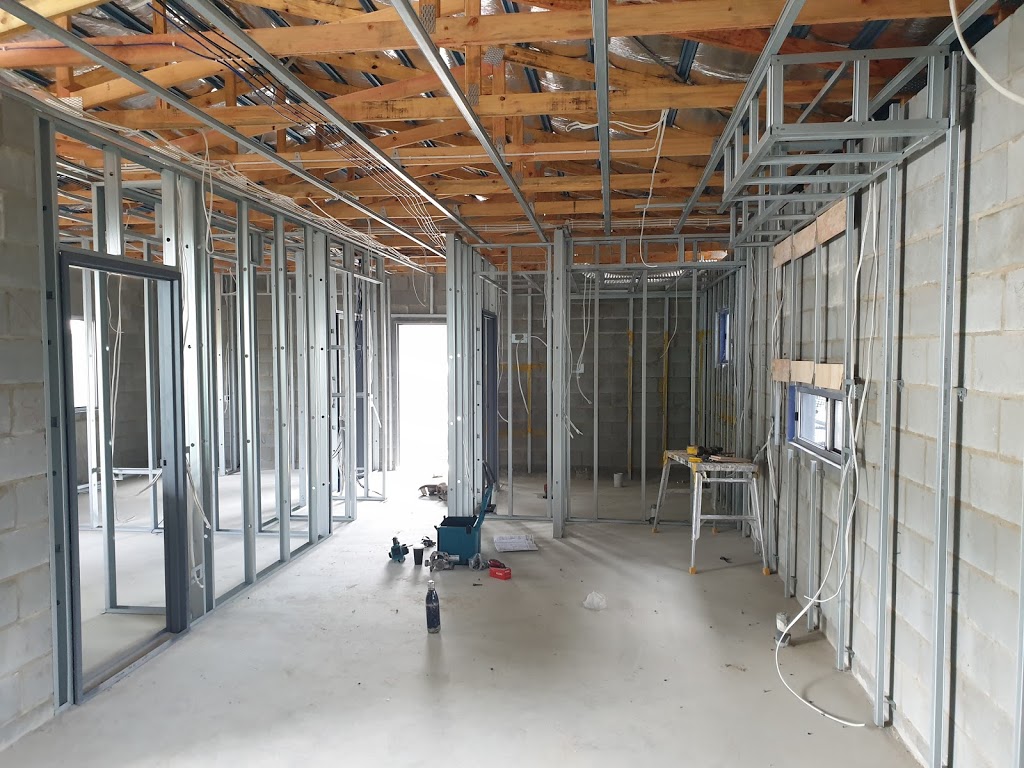 Vico’s Interior Plastering Pty Ltd | 24 Hyacinth Cl, Edmonton QLD 4869, Australia | Phone: 0432 139 984