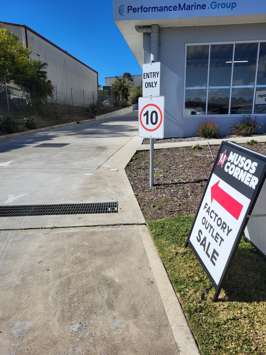 Musos Warehouse Outlet Store Morisset | Unit 3/51 Advantage Ave, Morisset NSW 2264, Australia | Phone: 1300 687 672