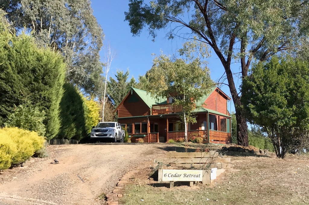 Cedar Retreat | 6 Telemark Ct, Merrijig VIC 3723, Australia | Phone: 0428 145 266