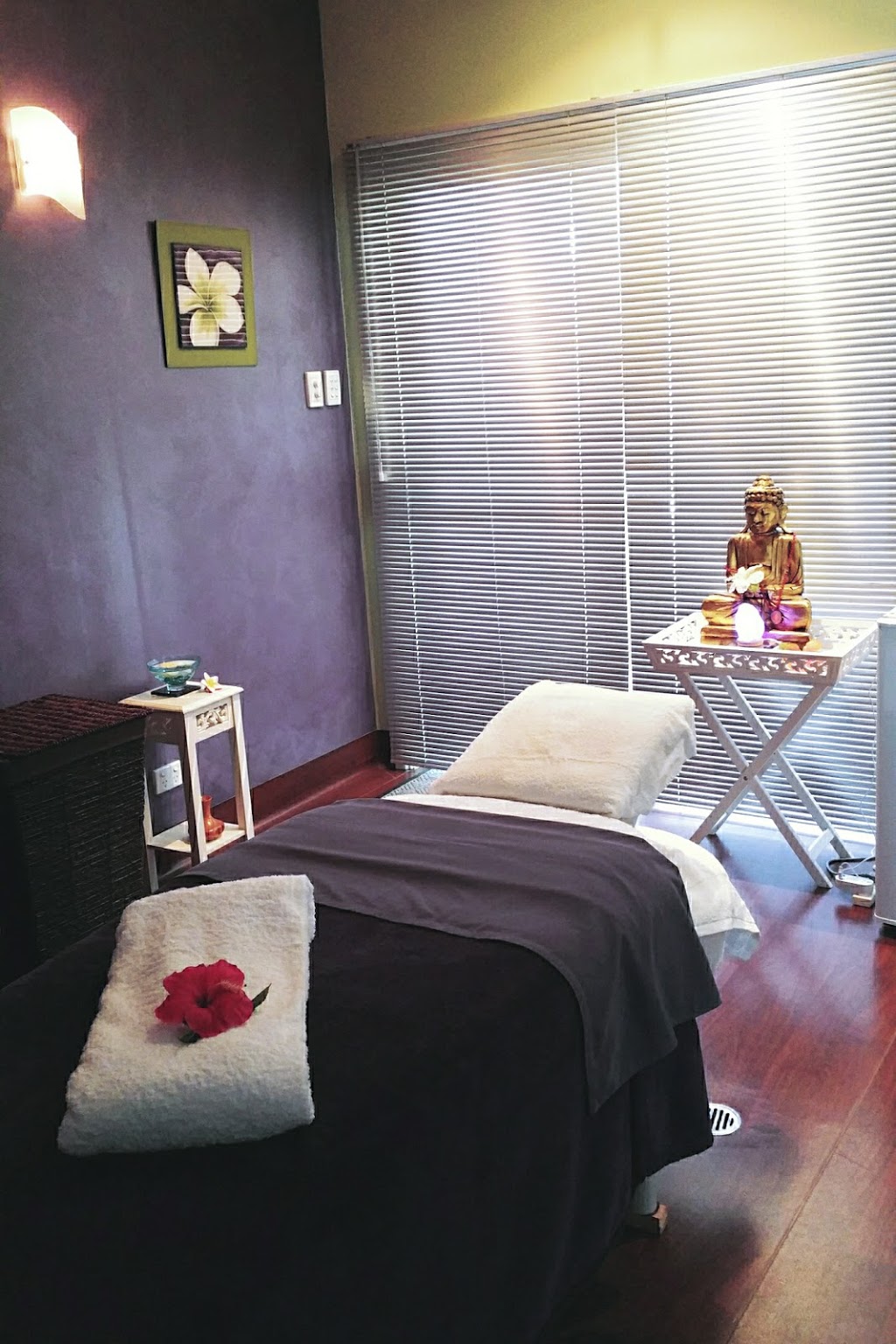 EnhanSe Natural Wellbeing | spa | 86 Emperor Parade, Chisholm NSW 2322, Australia | 0283760003 OR +61 2 8376 0003