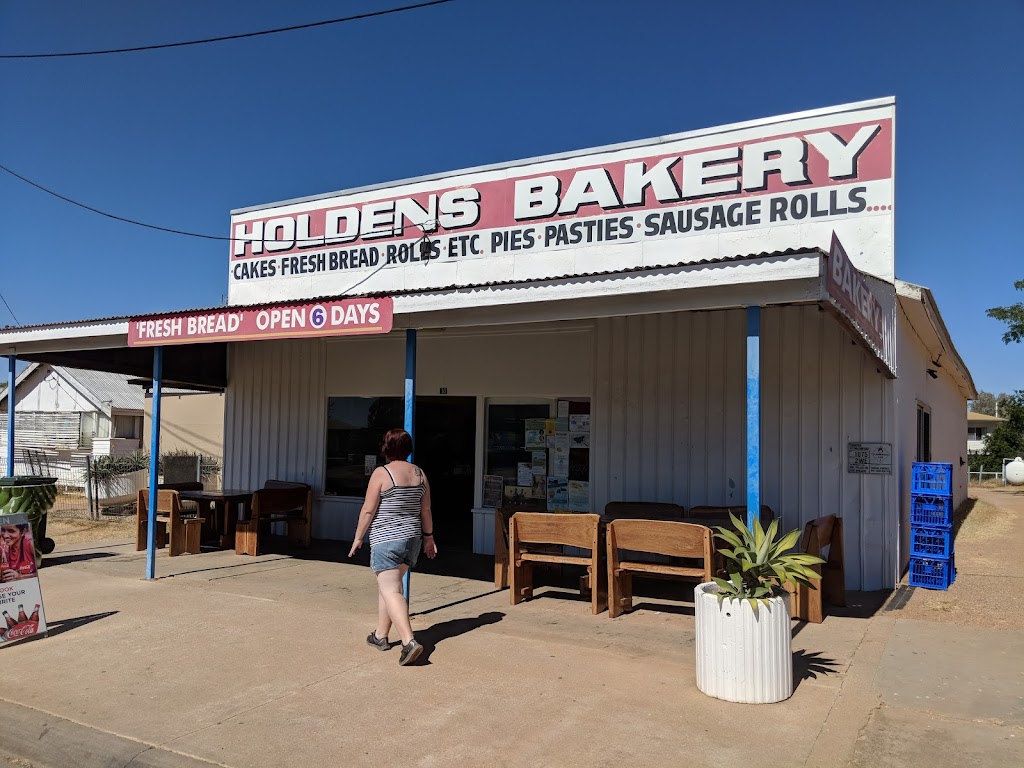 Holdens Bakery | bakery | 28 Stansfield St, Hughenden QLD 4821, Australia | 0747411480 OR +61 7 4741 1480