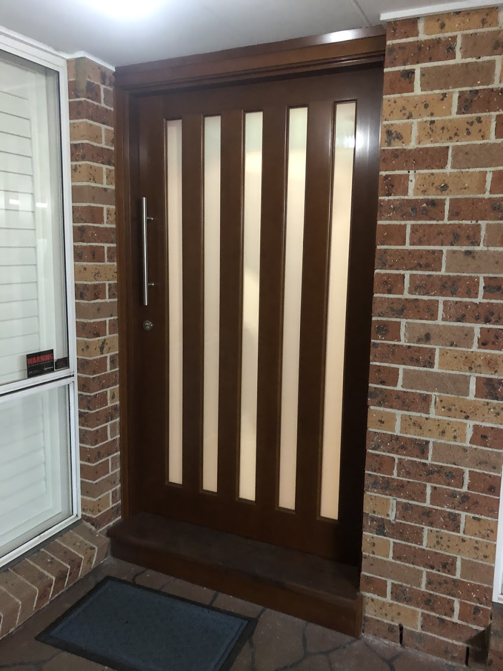 Doors Plus Minchinbury | storage | 37 Sterling Rd, Minchinbury NSW 2770, Australia | 0296259799 OR +61 2 9625 9799