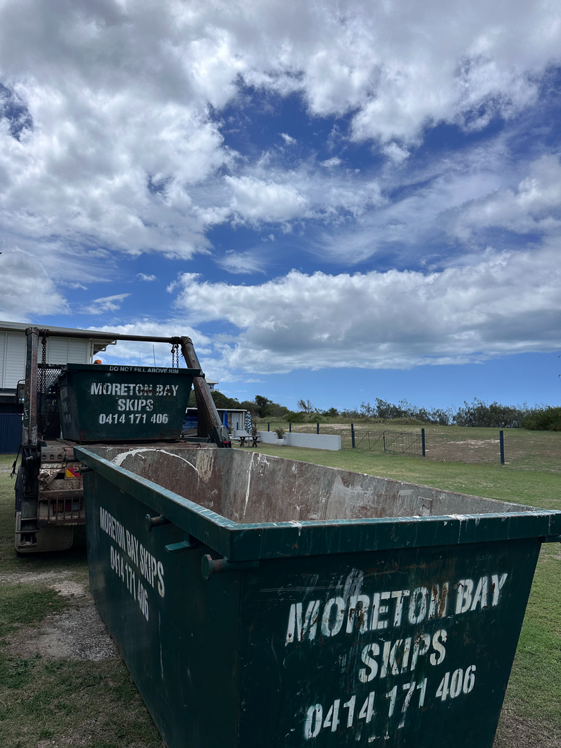 Moreton Bay Skip Bins | 18 Ford St, Bongaree QLD 4507, Australia | Phone: 0414 171 406