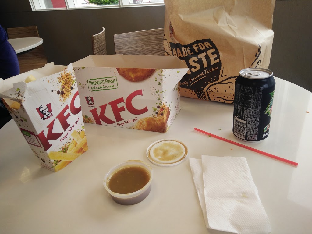 KFC Mentone | meal takeaway | 159 Nepean Hwy, Mentone VIC 3194, Australia | 0395841582 OR +61 3 9584 1582