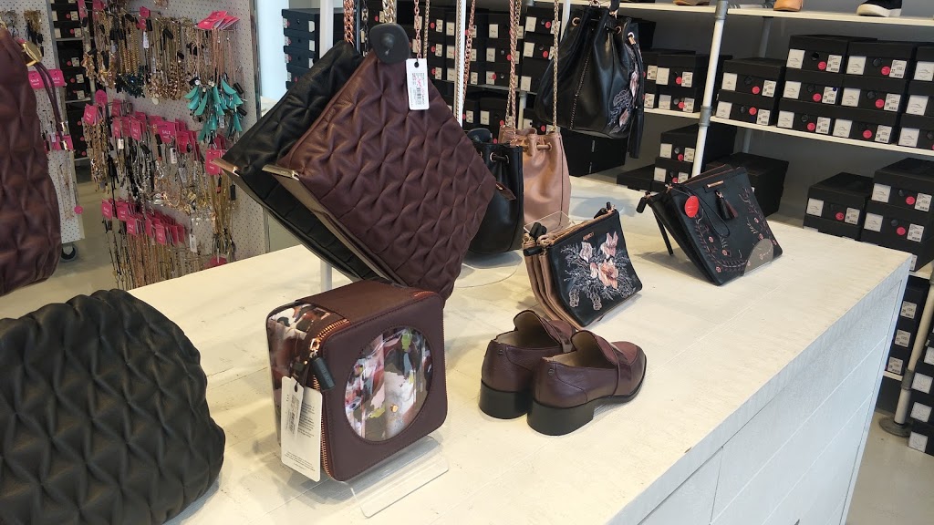 MIMCO Harbour Town | Oxley Drive, Harbour Town Shopping Centre, Shop C001 Cnr Gold Coast Hwy &, Biggera Waters QLD 4216, Australia | Phone: (07) 5563 7352