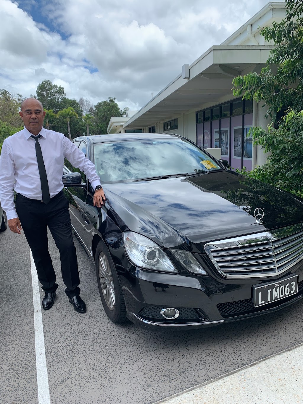 Gold Class Rides | Gold Coast Hwy, Labrador QLD 4215, Australia | Phone: 0400 820 244