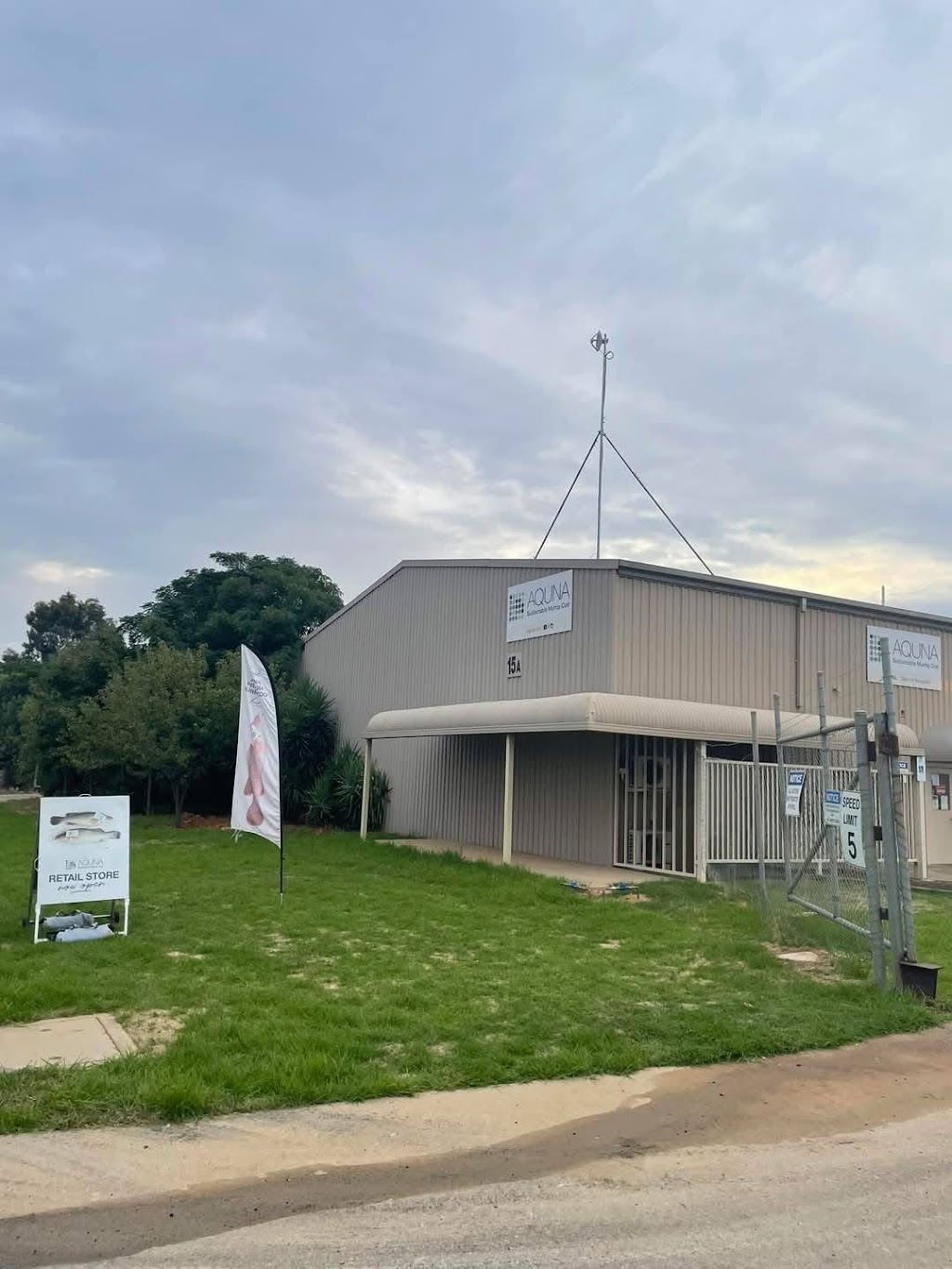 Aquna Retail Store Griffith | 15 Lenehan Rd, Griffith NSW 2680, Australia | Phone: (02) 6964 8852