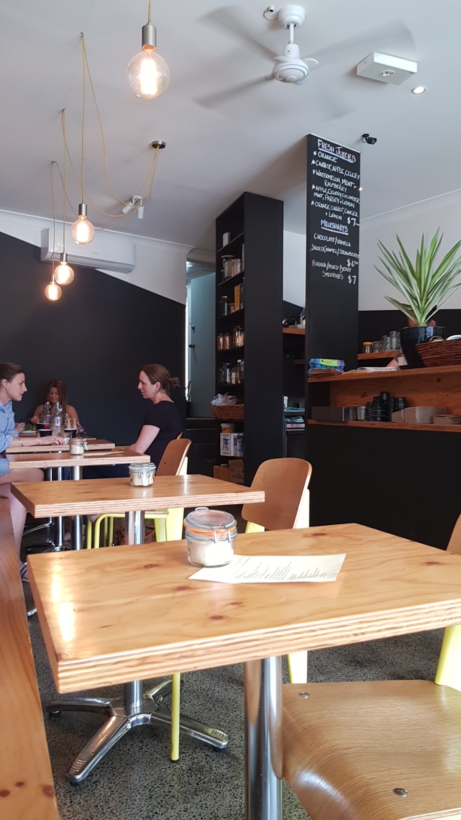 Shaw St Espresso | cafe | 15 Shaw St, Bexley North NSW 2207, Australia | 0280846571 OR +61 2 8084 6571