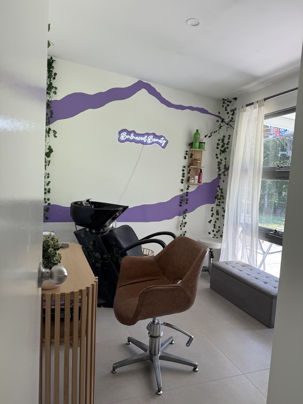 Balanced Beauty | 699 Mount Glorious Rd, Highvale QLD 4520, Australia | Phone: 0400 196 549