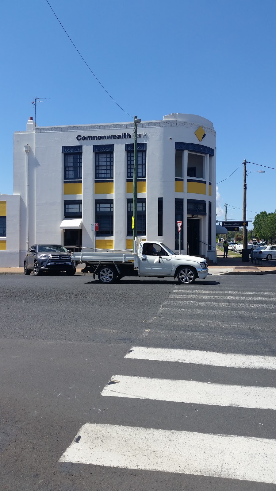 Commonwealth Bank | John St, Coonabarabran NSW 2357, Australia | Phone: 13 22 21